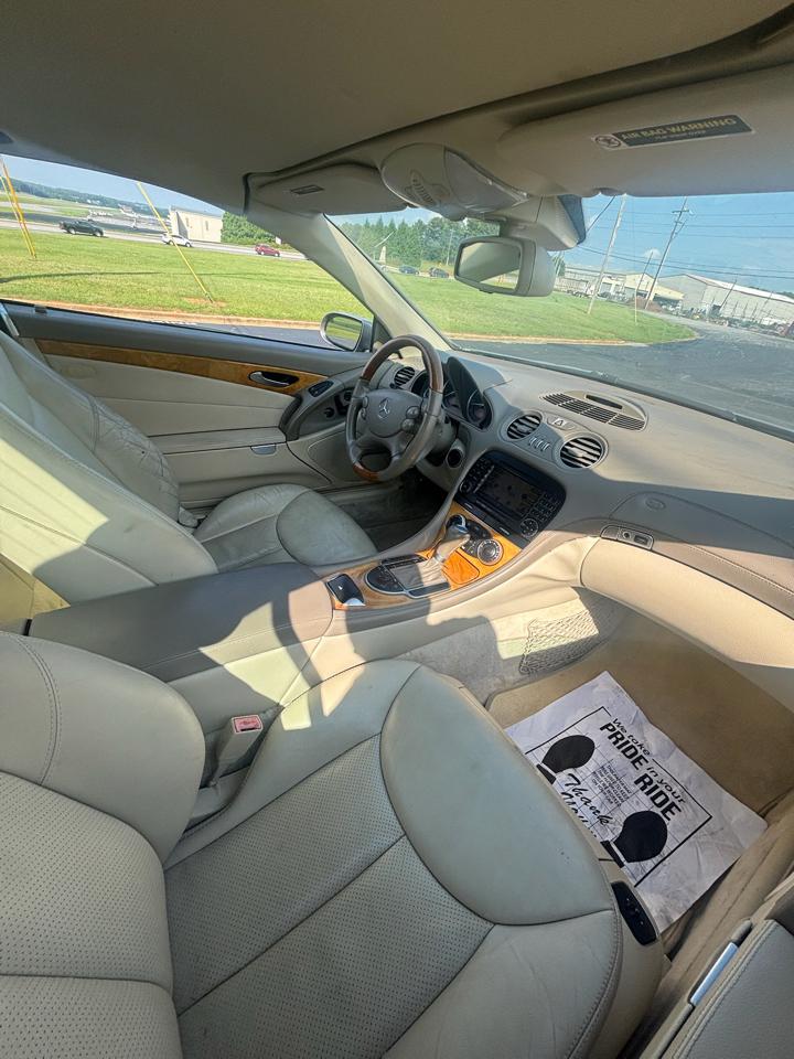Mercedes-Benz SL-Class SL500 2005