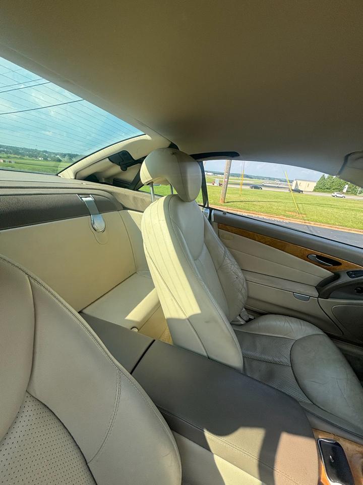 Mercedes-Benz SL-Class SL500 2005