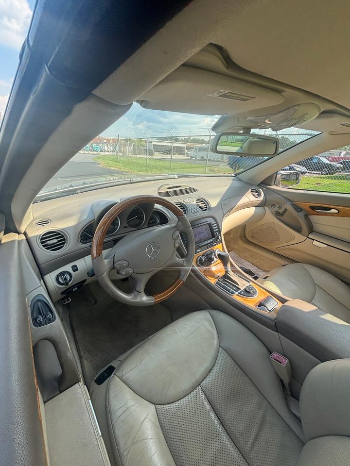 Mercedes-Benz SL-Class SL500 2005