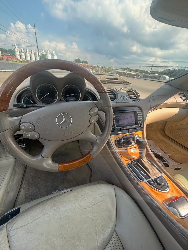 Mercedes-Benz SL-Class SL500 2005