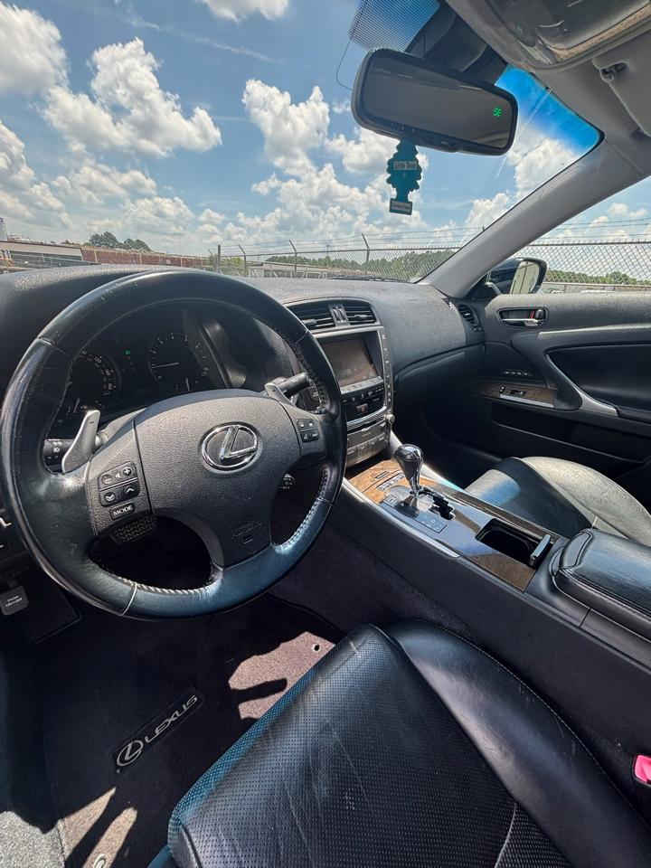 Lexus IS C IS 350C 2010