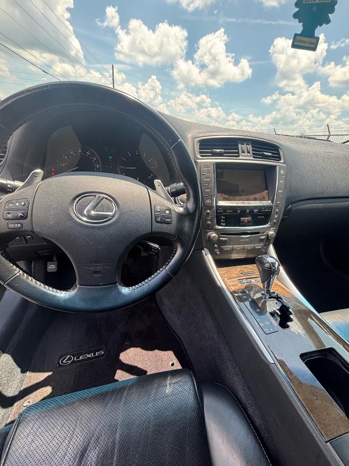 Lexus IS C IS 350C 2010