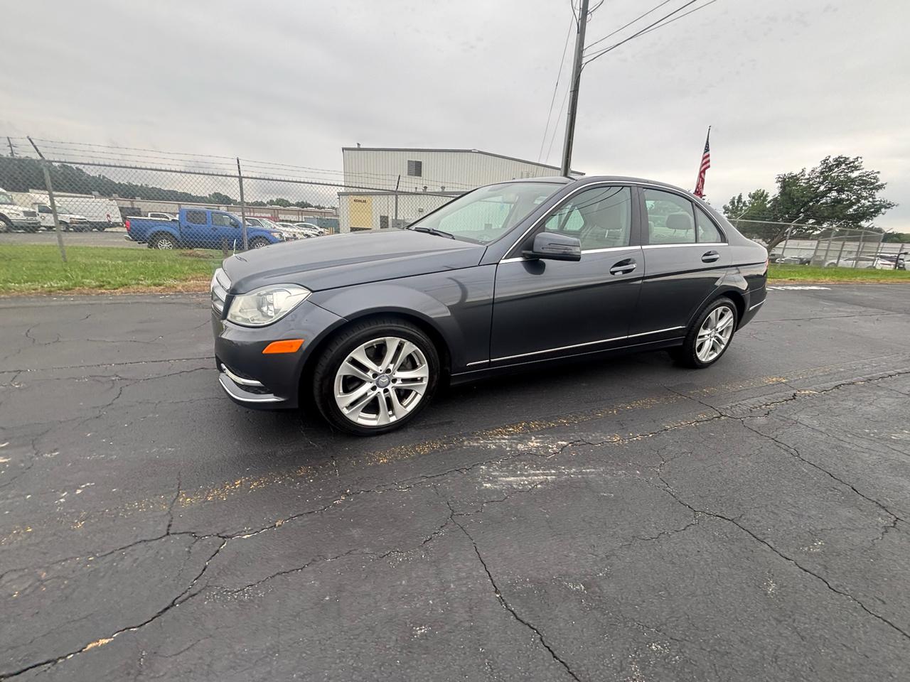 Mercedes-Benz C-Class C300 4MATIC Sport Sedan 2013