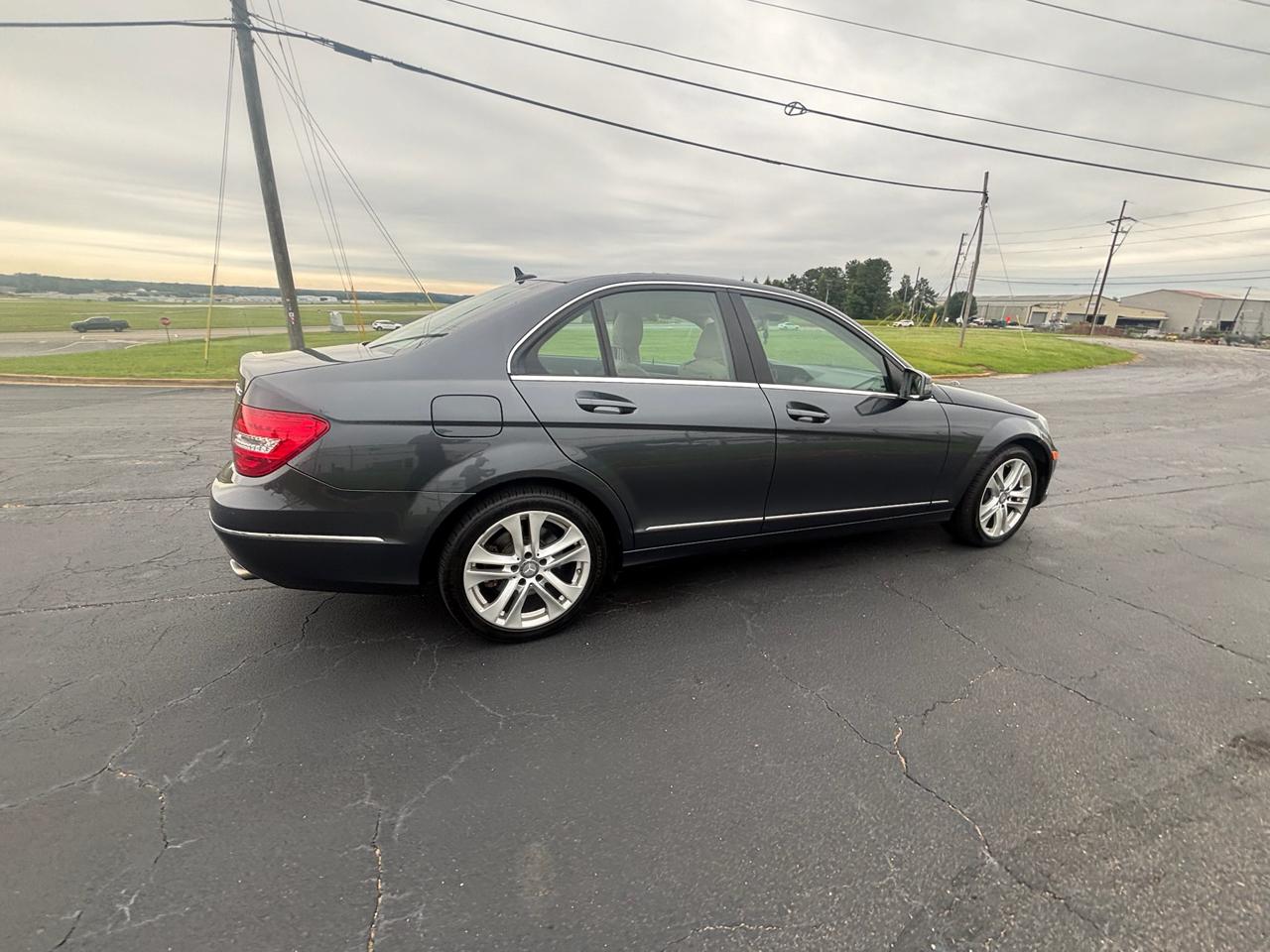 Mercedes-Benz C-Class C300 4MATIC Sport Sedan 2013