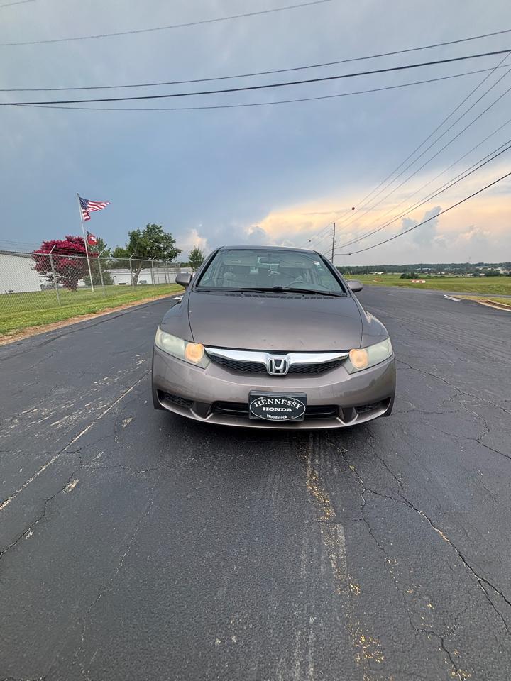 Honda Civic LX Sedan 5-Speed AT 2010