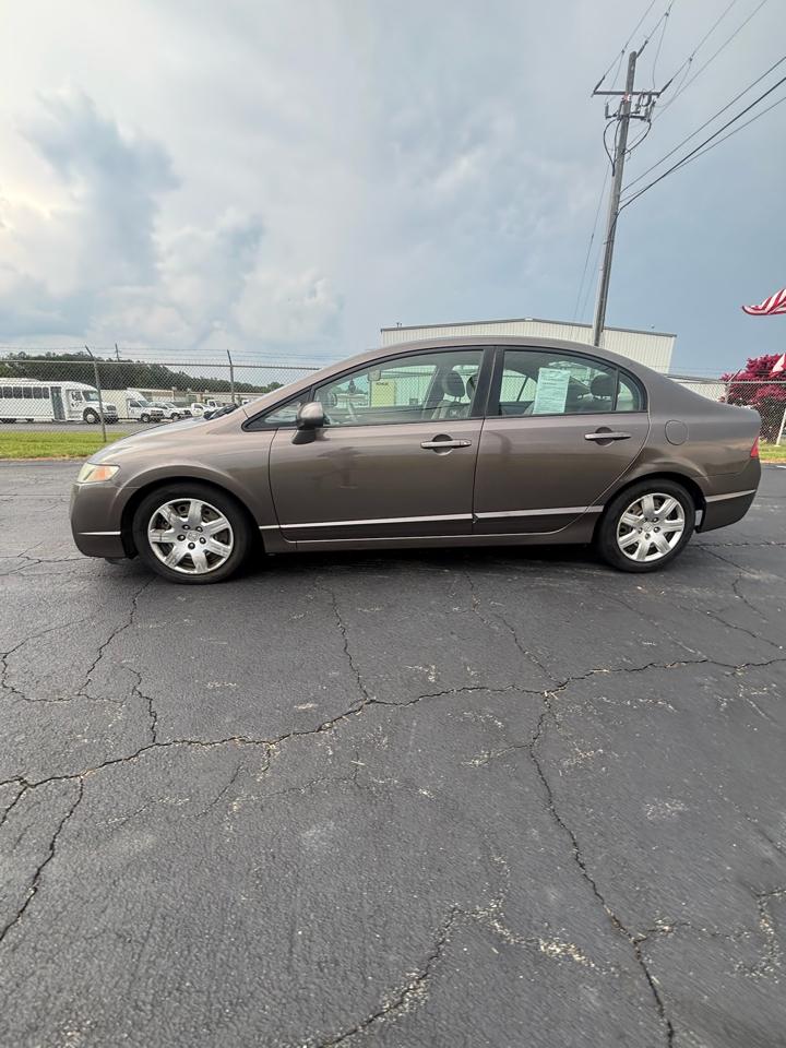 Honda Civic LX Sedan 5-Speed AT 2010