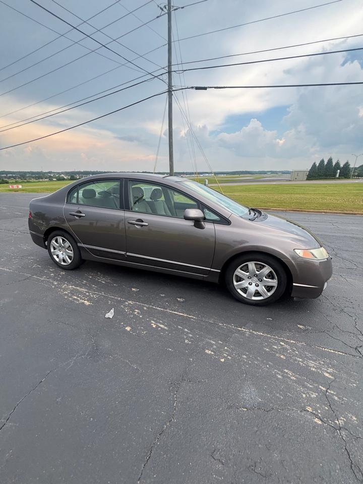 Honda Civic LX Sedan 5-Speed AT 2010