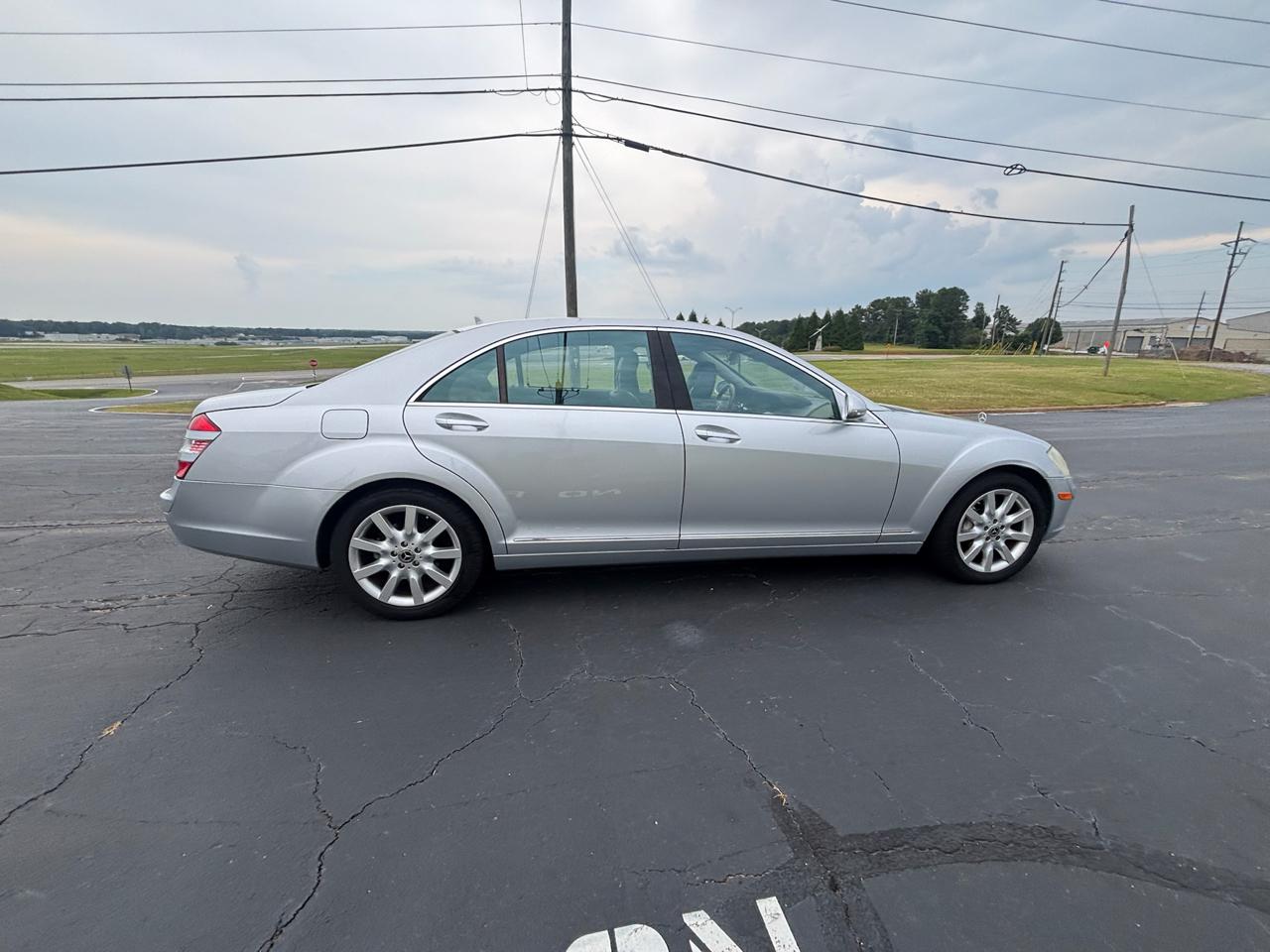 Mercedes-Benz S-Class S550 2008
