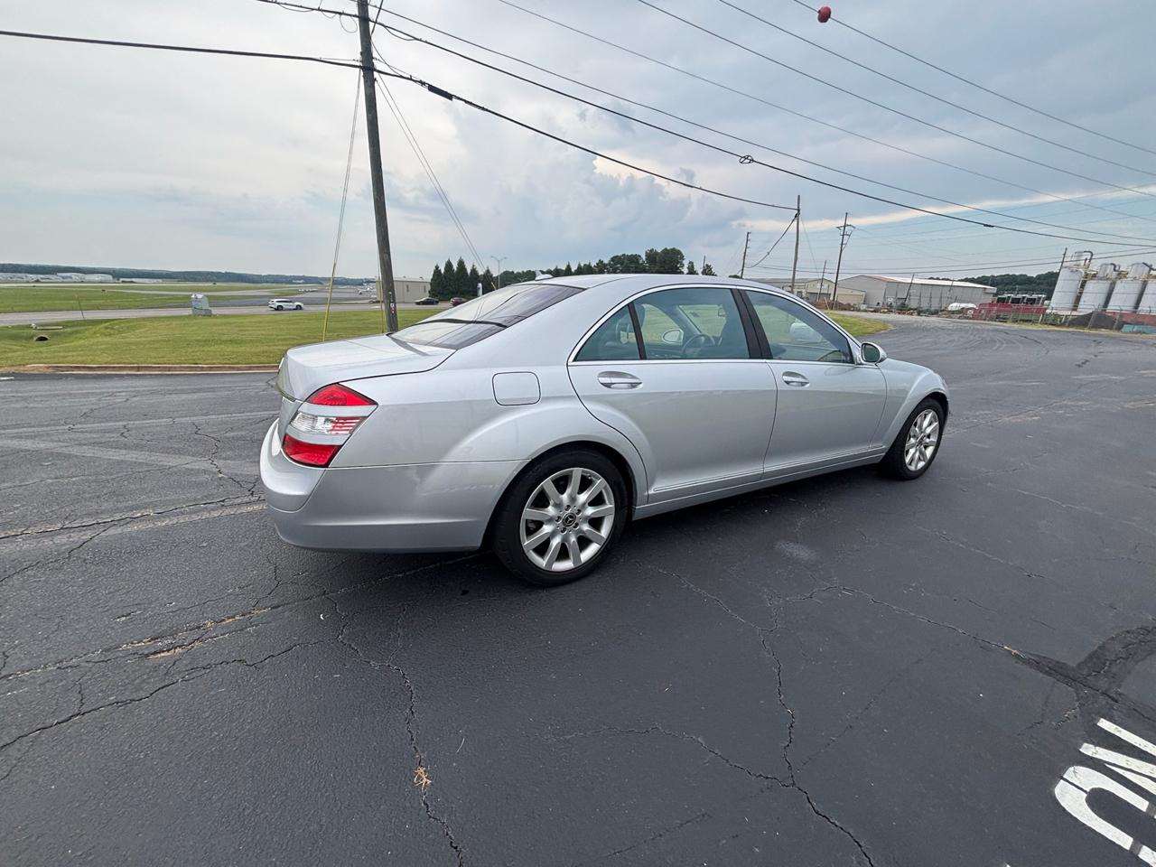 Mercedes-Benz S-Class S550 2008