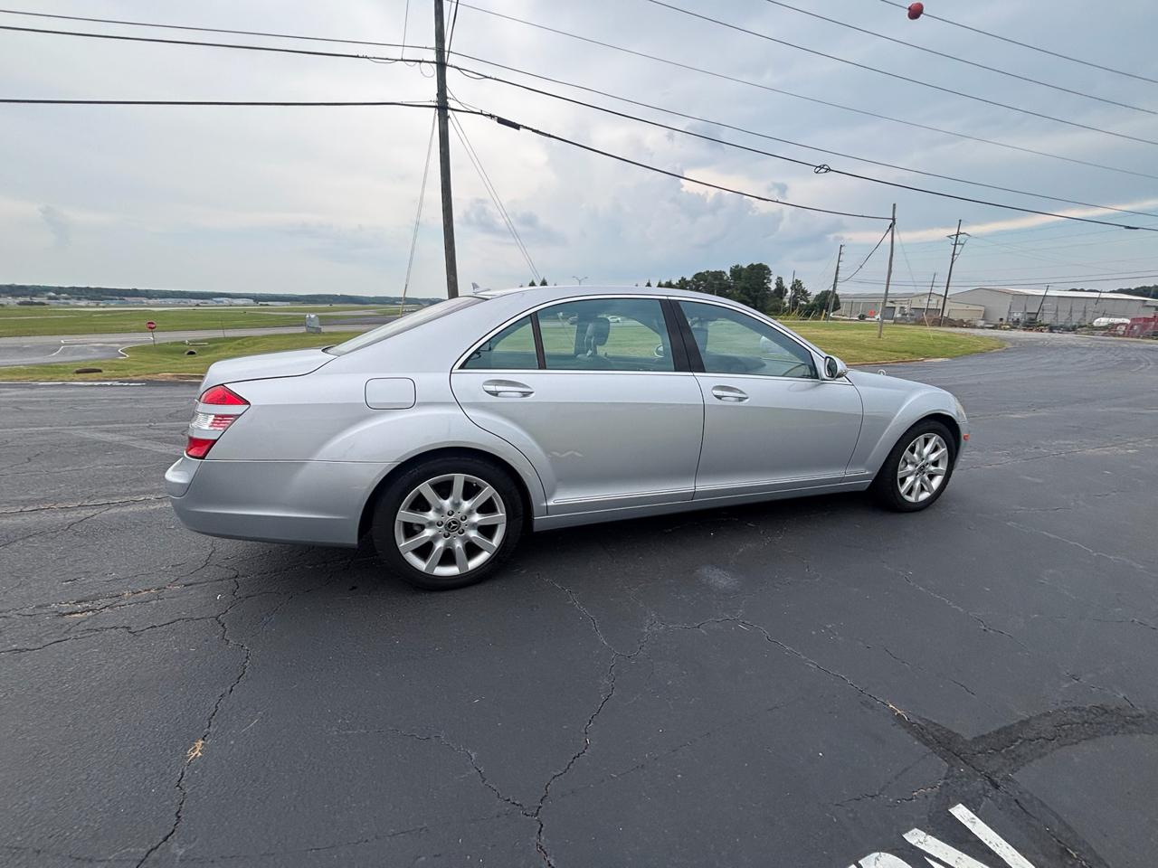 Mercedes-Benz S-Class S550 2008