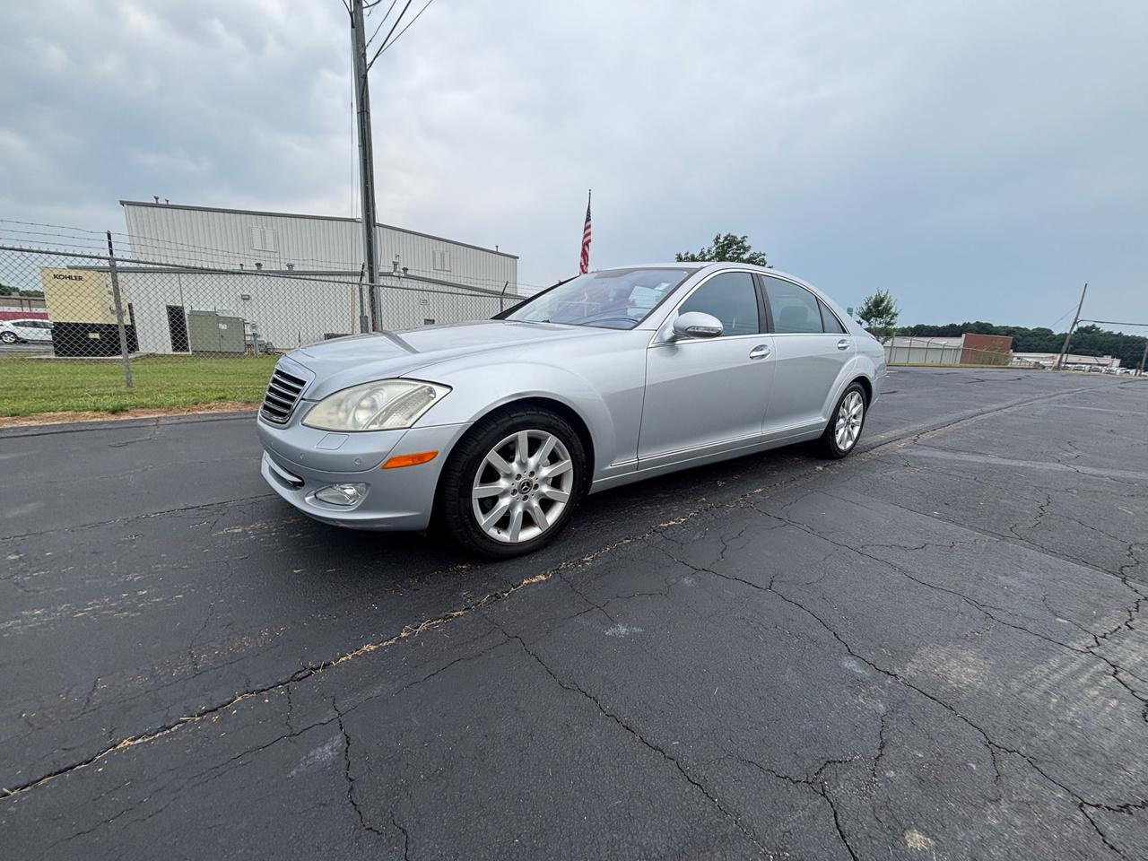 Mercedes-Benz S-Class S550 2008