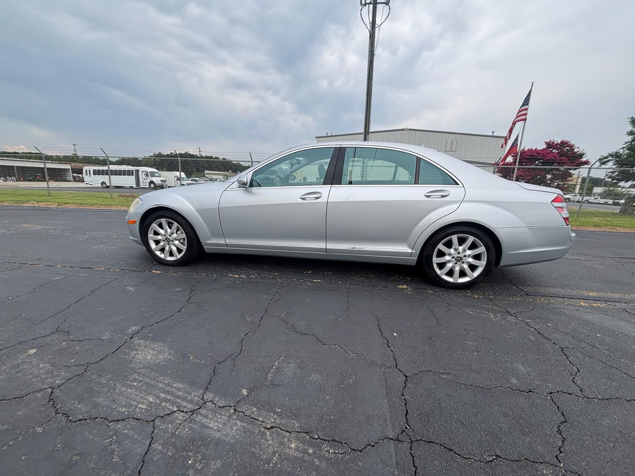 Mercedes-Benz S-Class S550 2008