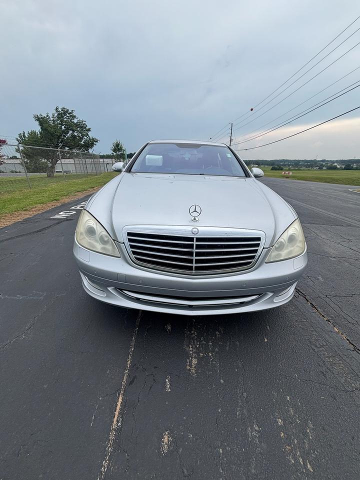 Mercedes-Benz S-Class S550 2008