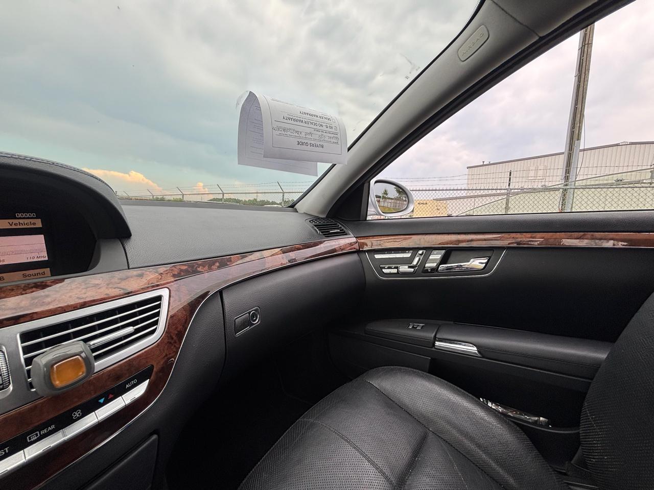 Mercedes-Benz S-Class S550 2008
