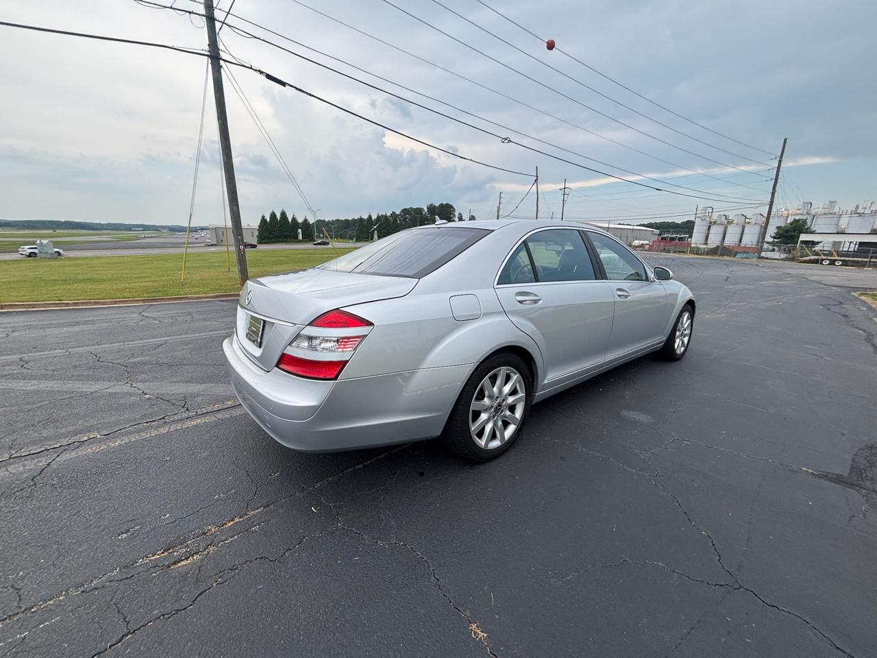 Mercedes-Benz S-Class S550 2008