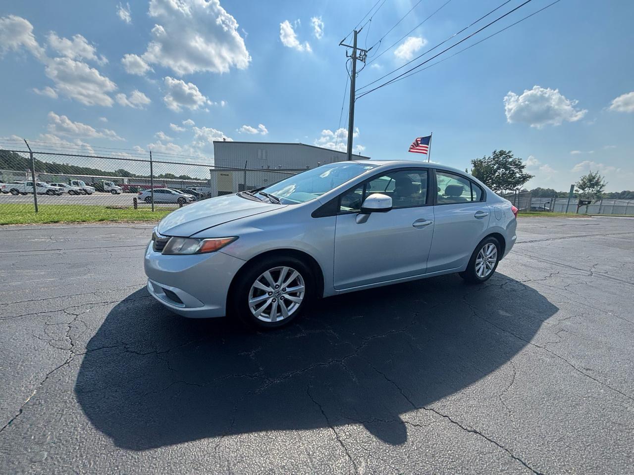 Honda Civic EX Sedan 5-Speed AT 2012