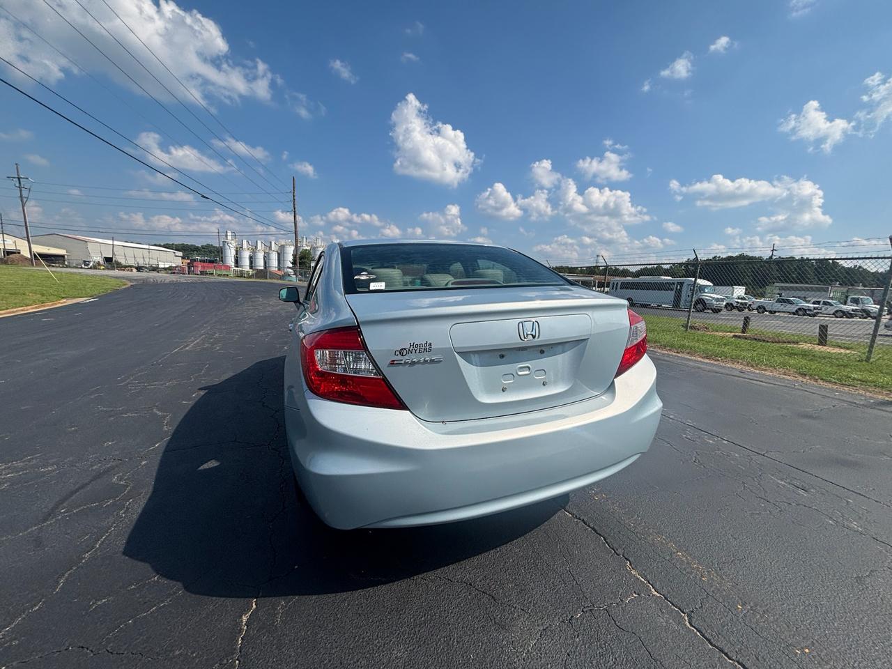 Honda Civic EX Sedan 5-Speed AT 2012