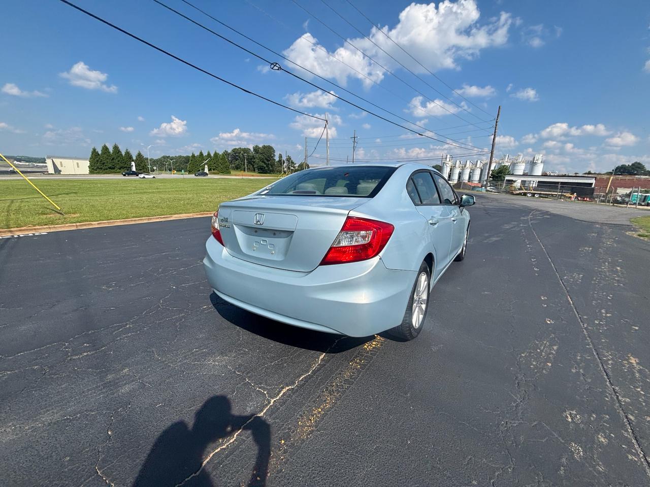 Honda Civic EX Sedan 5-Speed AT 2012