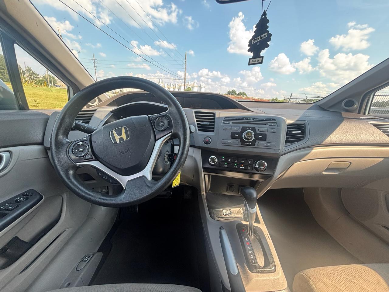 Honda Civic EX Sedan 5-Speed AT 2012