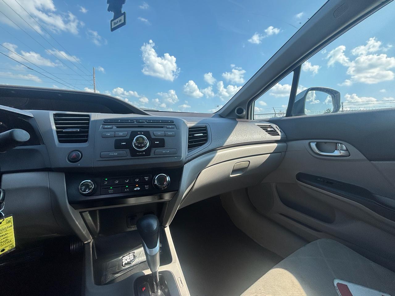 Honda Civic EX Sedan 5-Speed AT 2012