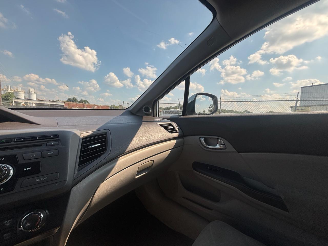 Honda Civic EX Sedan 5-Speed AT 2012