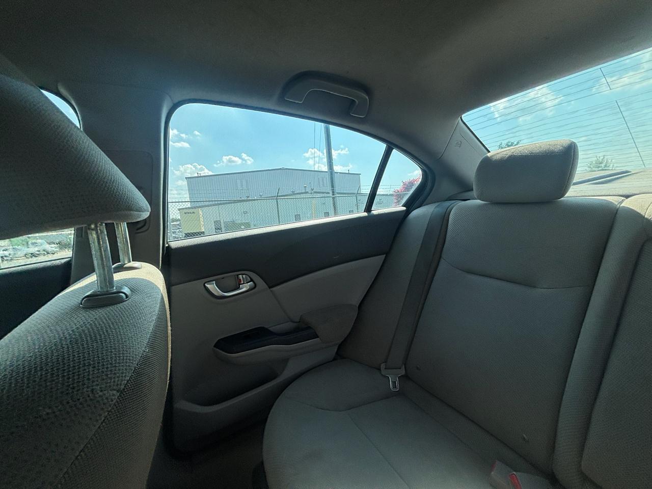 Honda Civic EX Sedan 5-Speed AT 2012