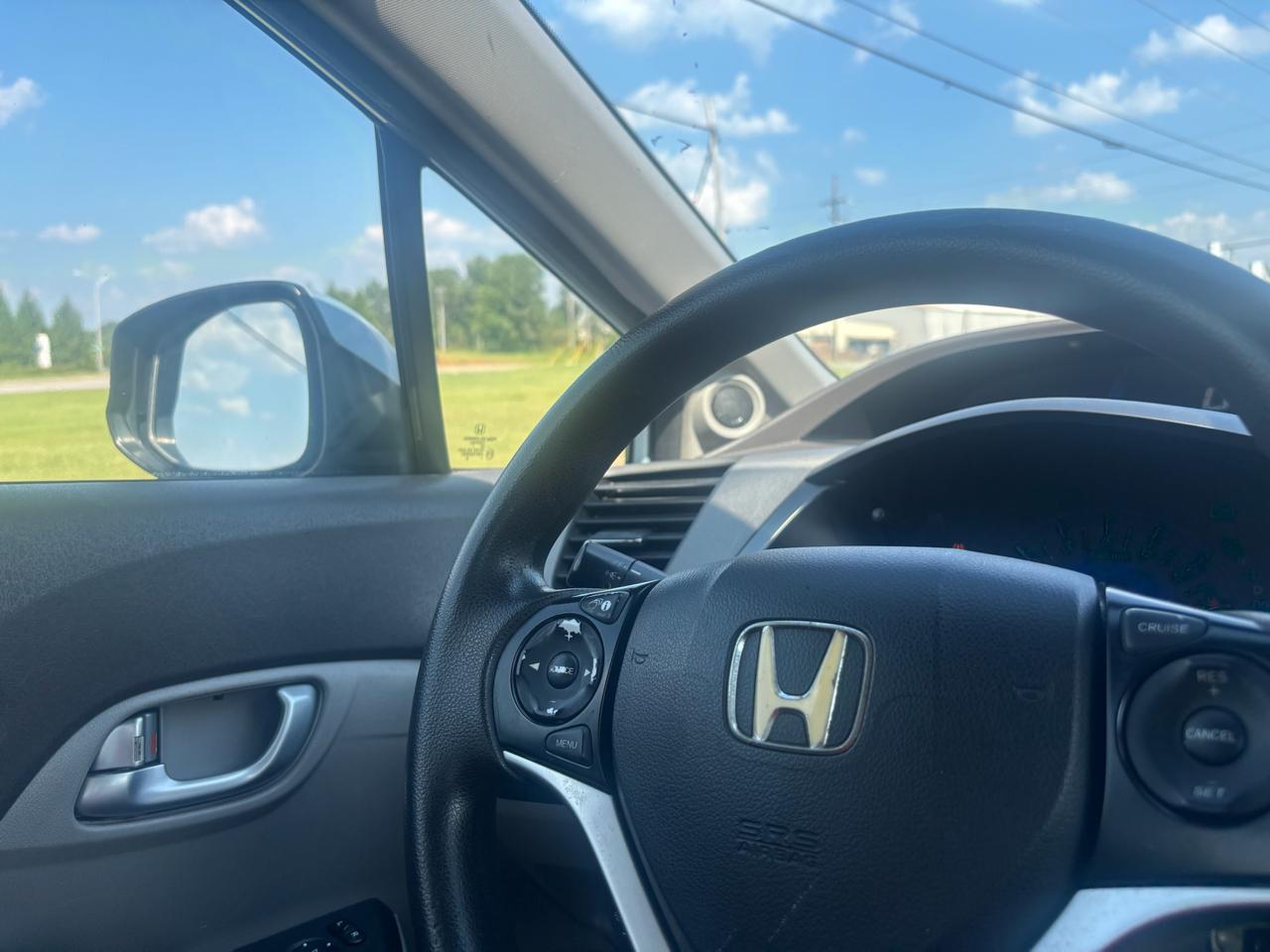 Honda Civic EX Sedan 5-Speed AT 2012
