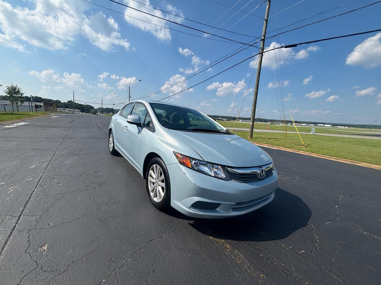 Honda Civic EX Sedan 5-Speed AT 2012
