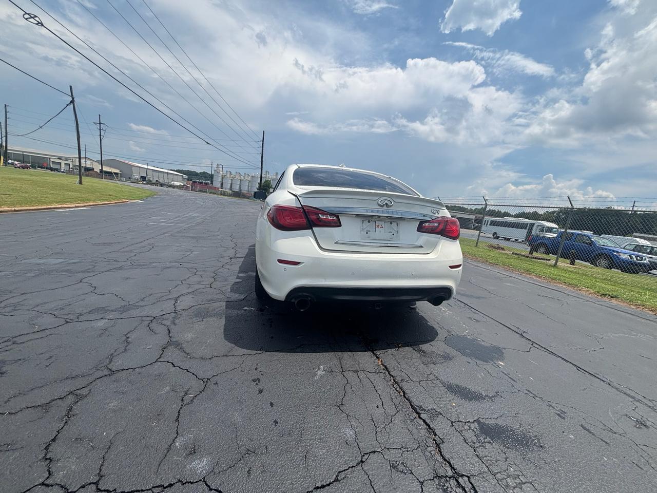 Infiniti Q70 37 2016