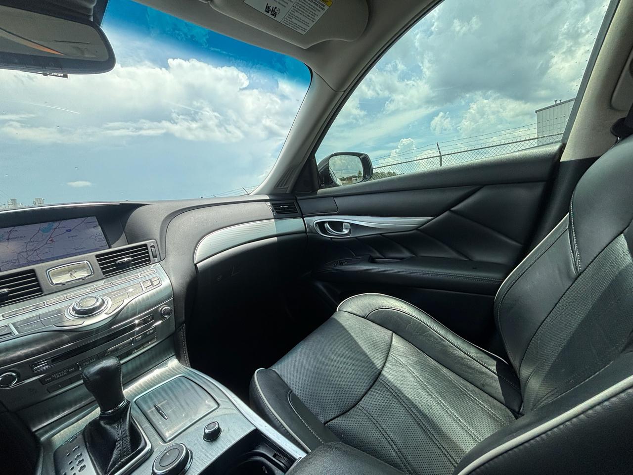 Infiniti Q70 37 2016