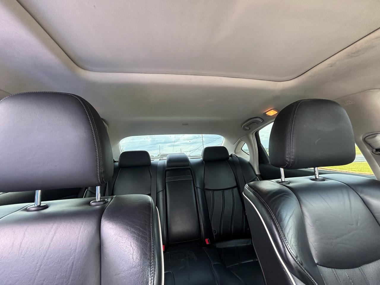 Infiniti Q70 37 2016