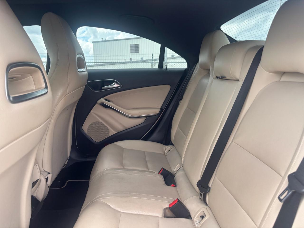 Mercedes-Benz CLA-Class CLA250 2014