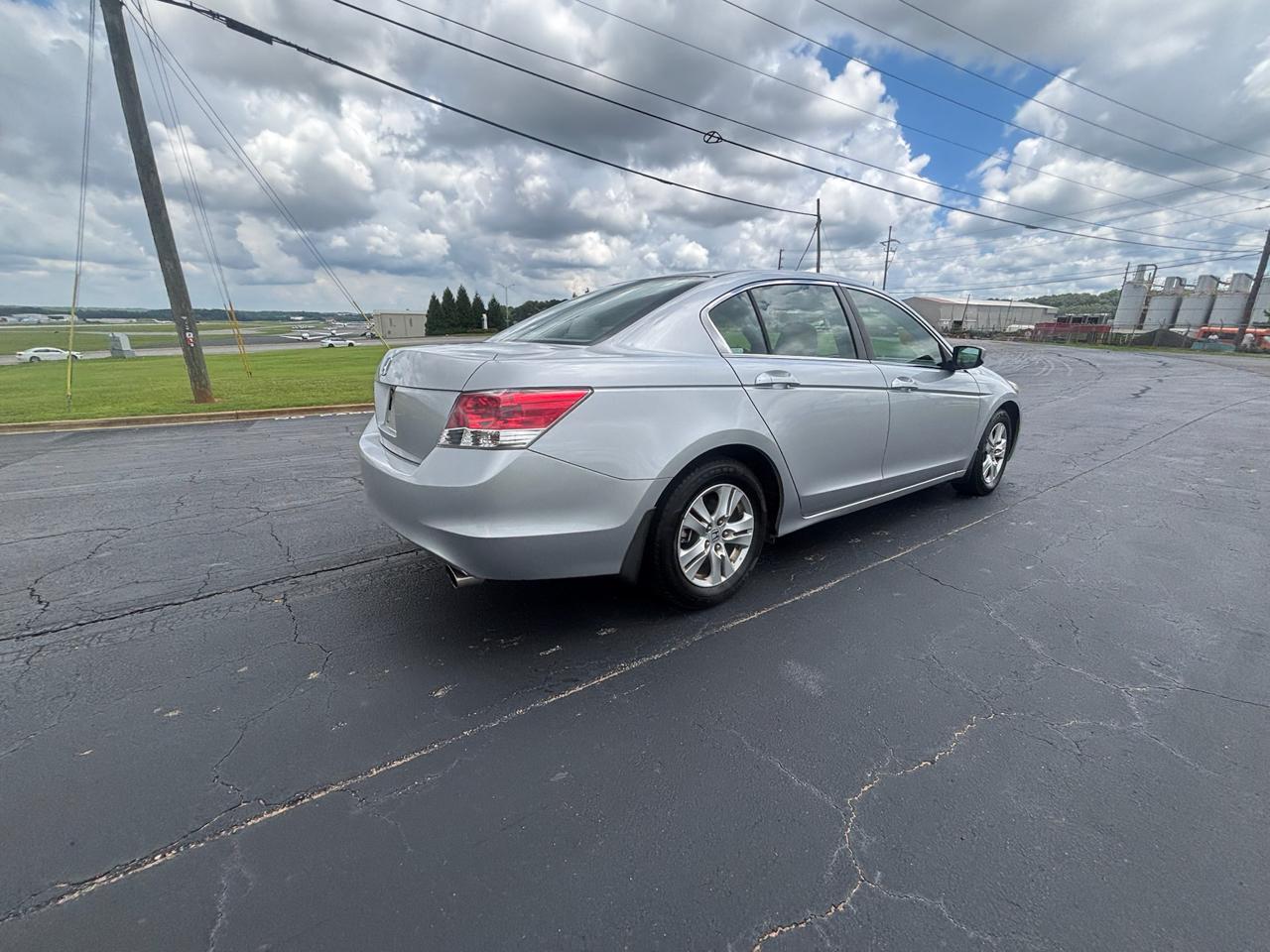 Honda Accord LX-P Sedan AT 2009