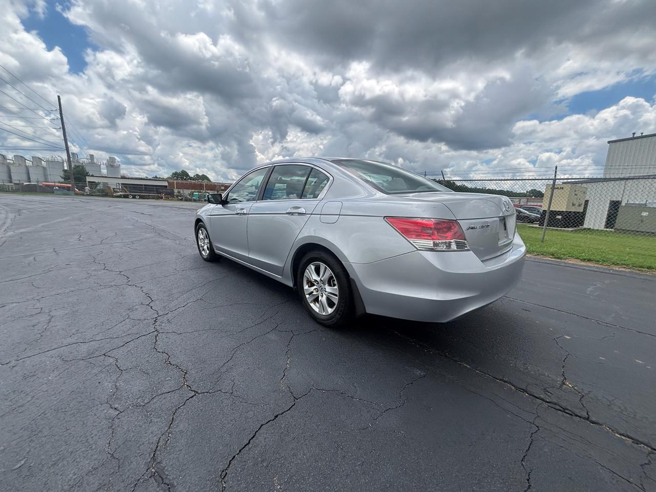 Honda Accord LX-P Sedan AT 2009