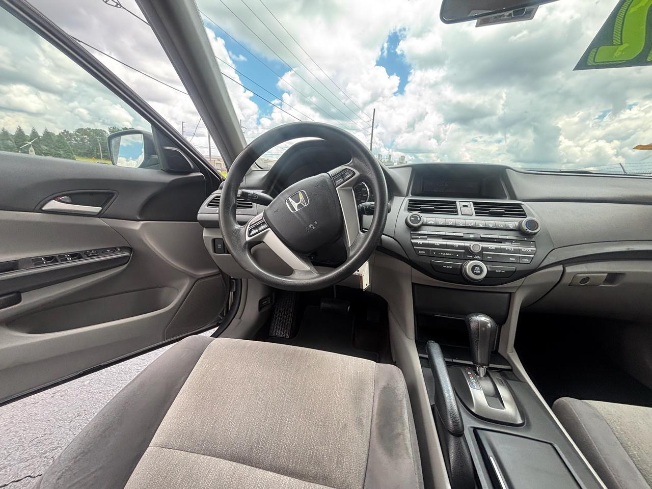 Honda Accord LX-P Sedan AT 2009