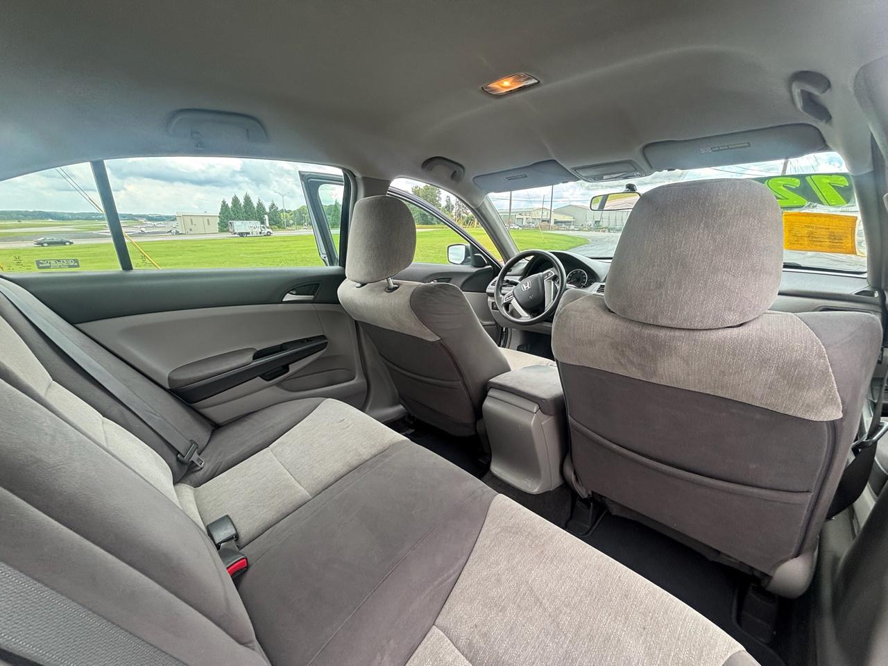 Honda Accord LX-P Sedan AT 2009