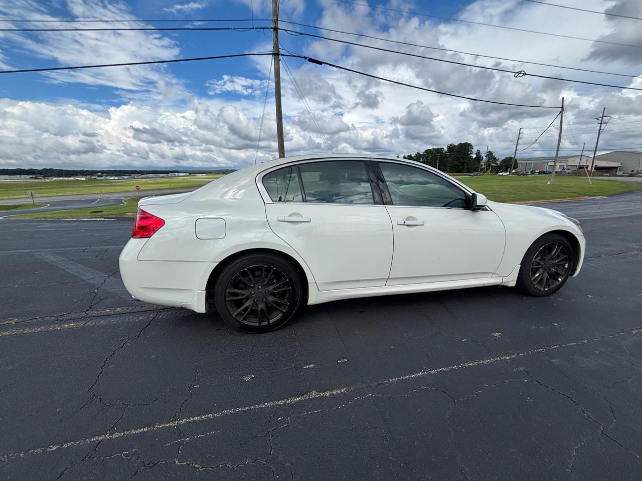 Infiniti G35 Base 2007