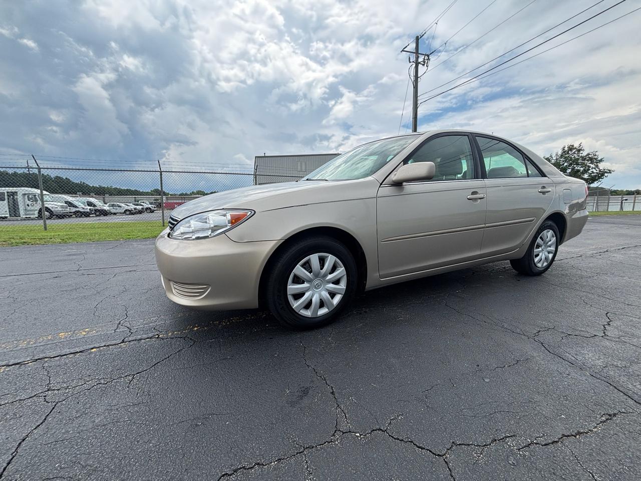 Toyota Camry LE 2005