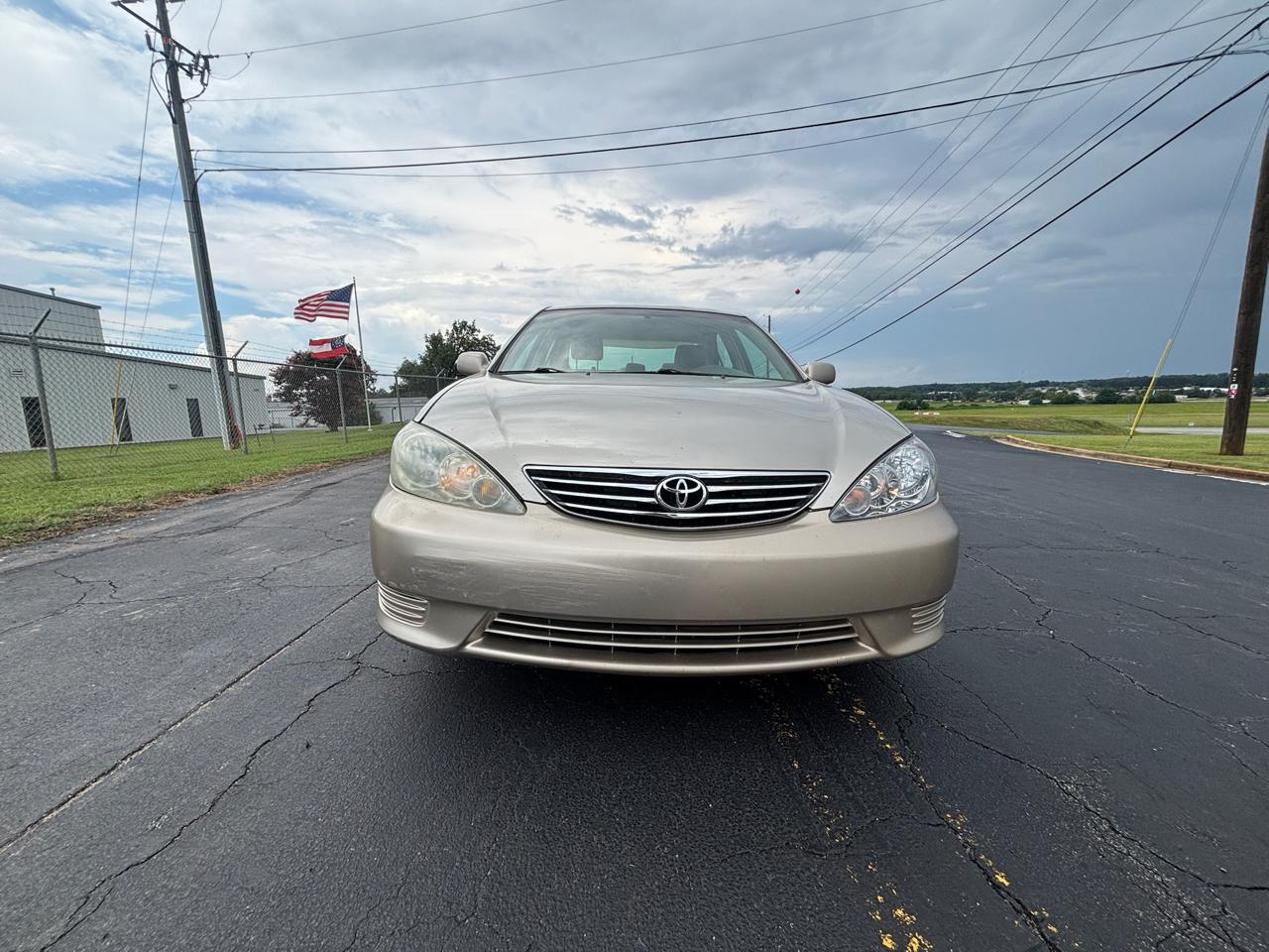 Toyota Camry LE 2005