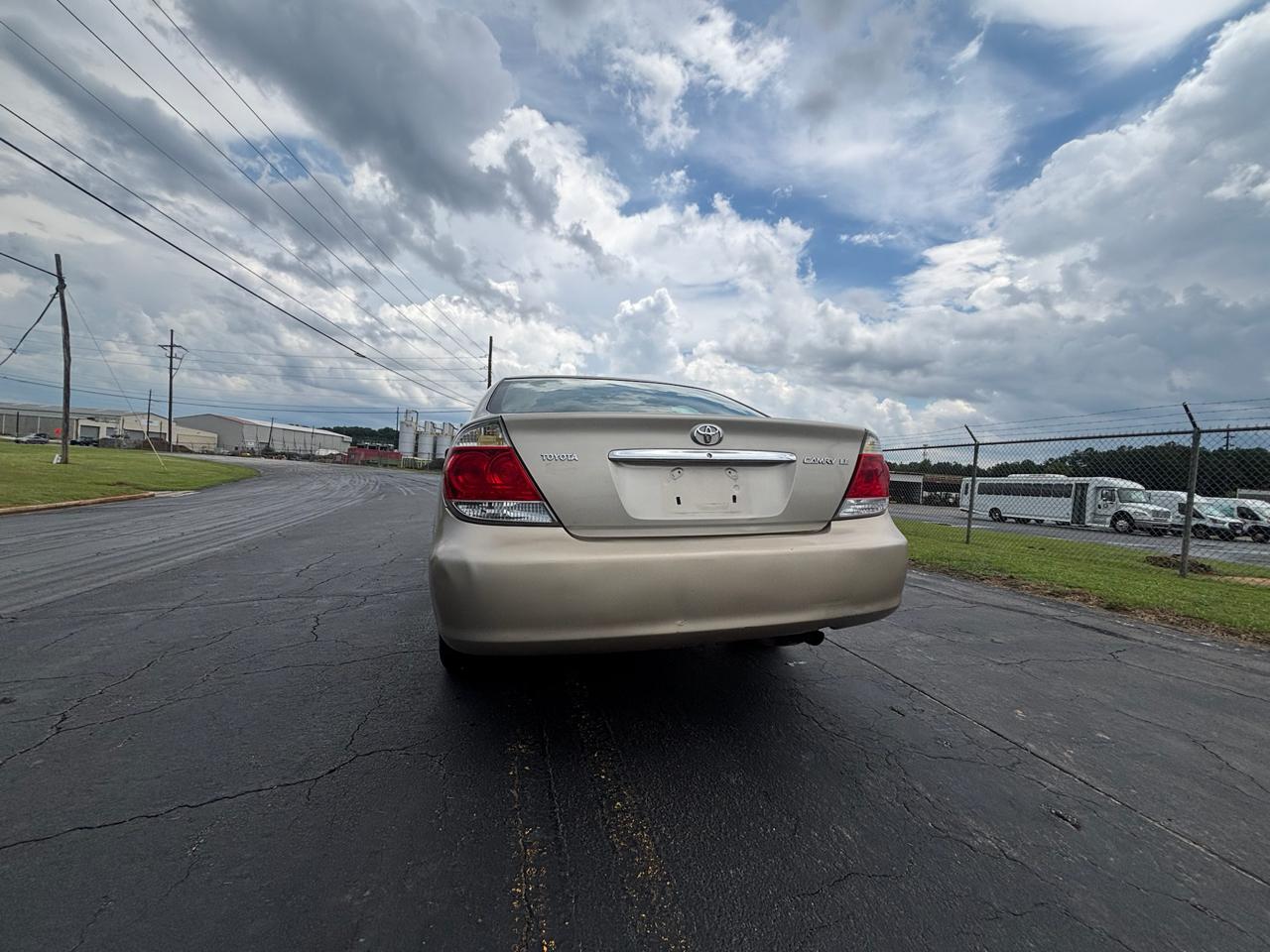 Toyota Camry LE 2005