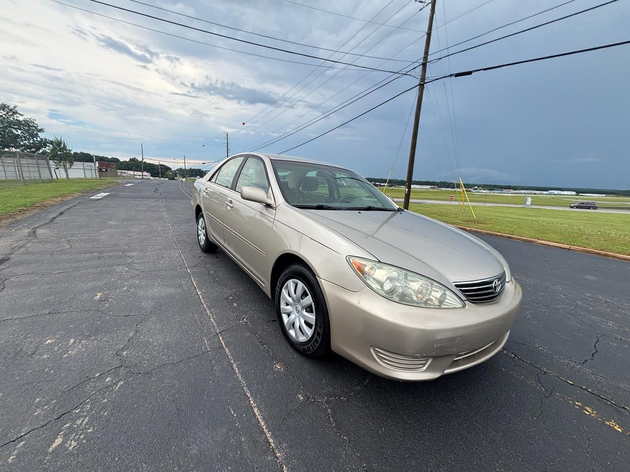 Toyota Camry LE 2005