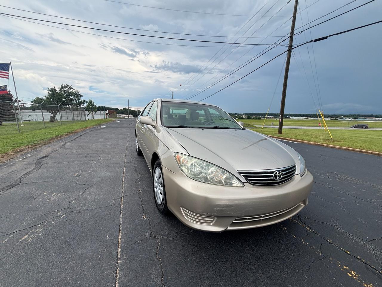 Toyota Camry LE 2005