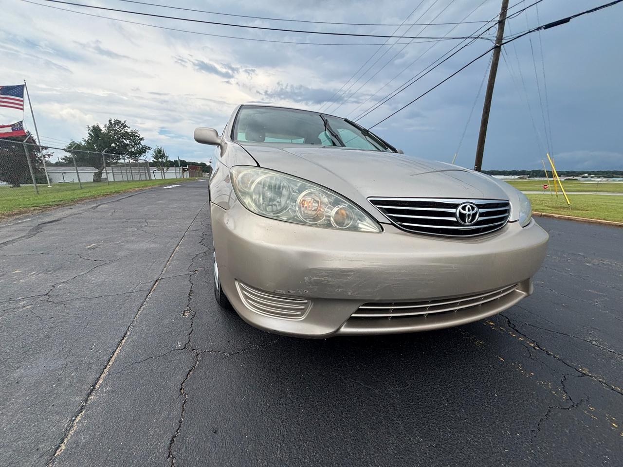 Toyota Camry LE 2005
