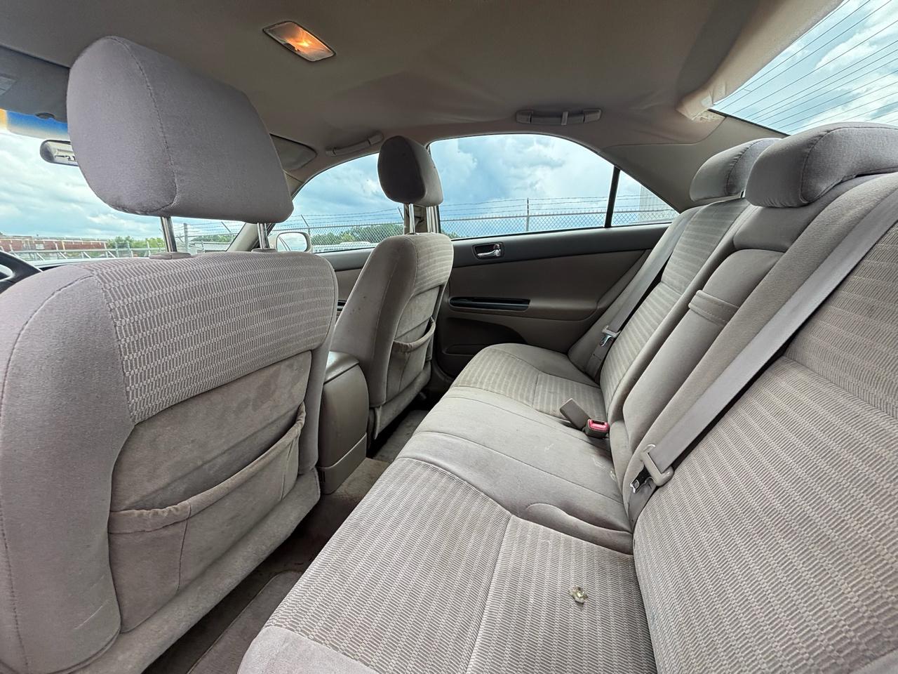 Toyota Camry LE 2005