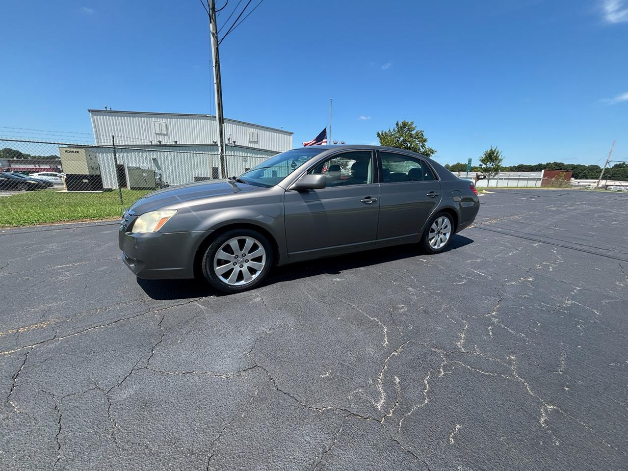 Toyota Avalon Limited 2006