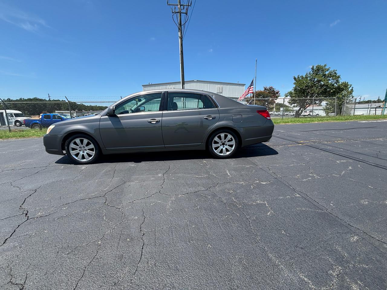 Toyota Avalon Limited 2006
