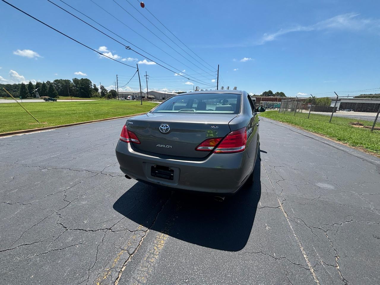 Toyota Avalon Limited 2006