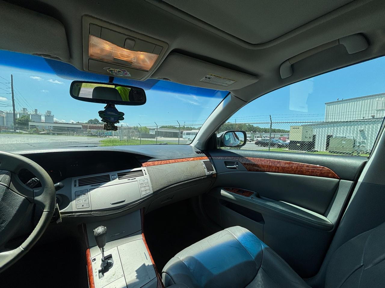 Toyota Avalon Limited 2006