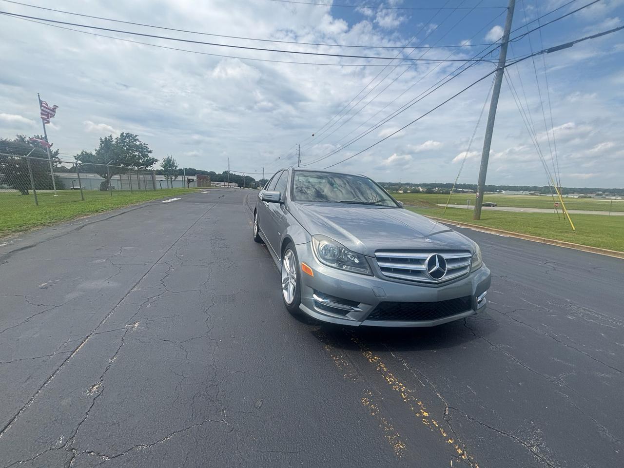 Mercedes-Benz C-Class C250 Luxury Sedan 2012