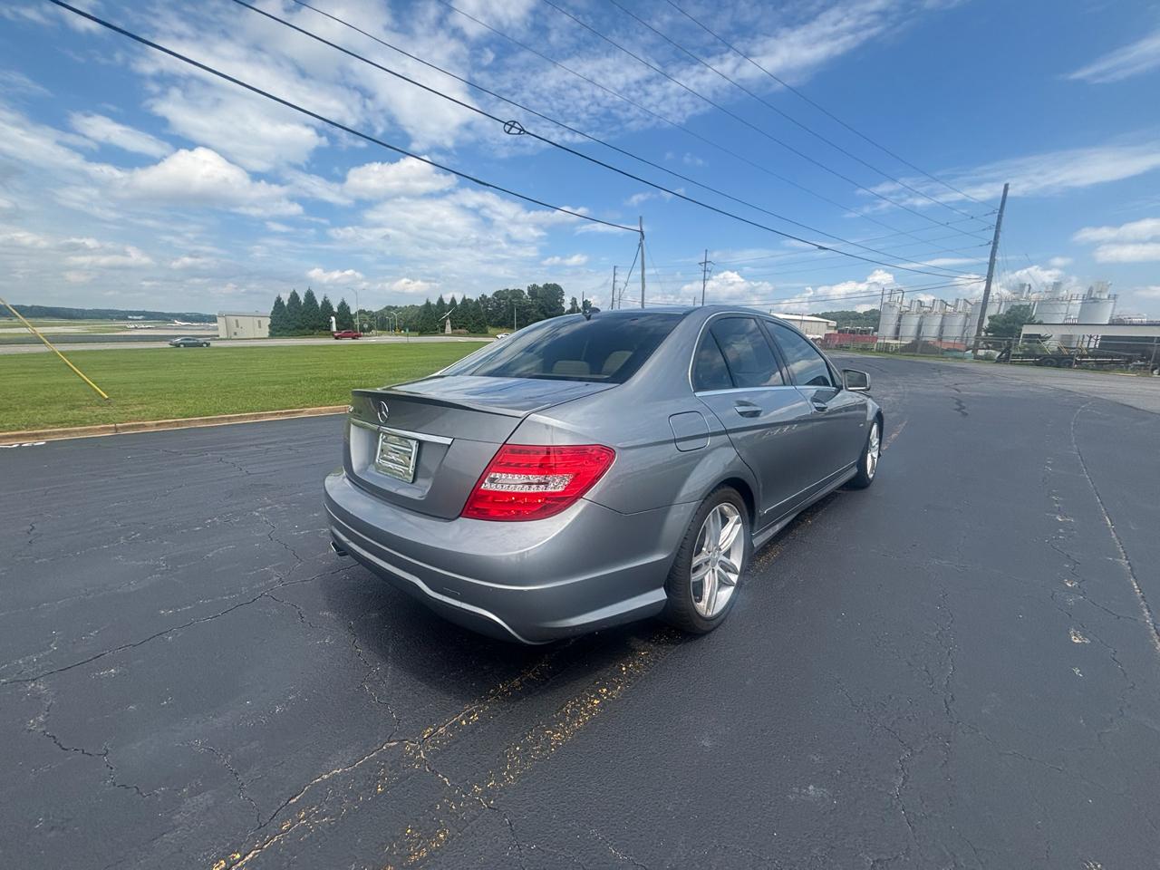 Mercedes-Benz C-Class C250 Luxury Sedan 2012